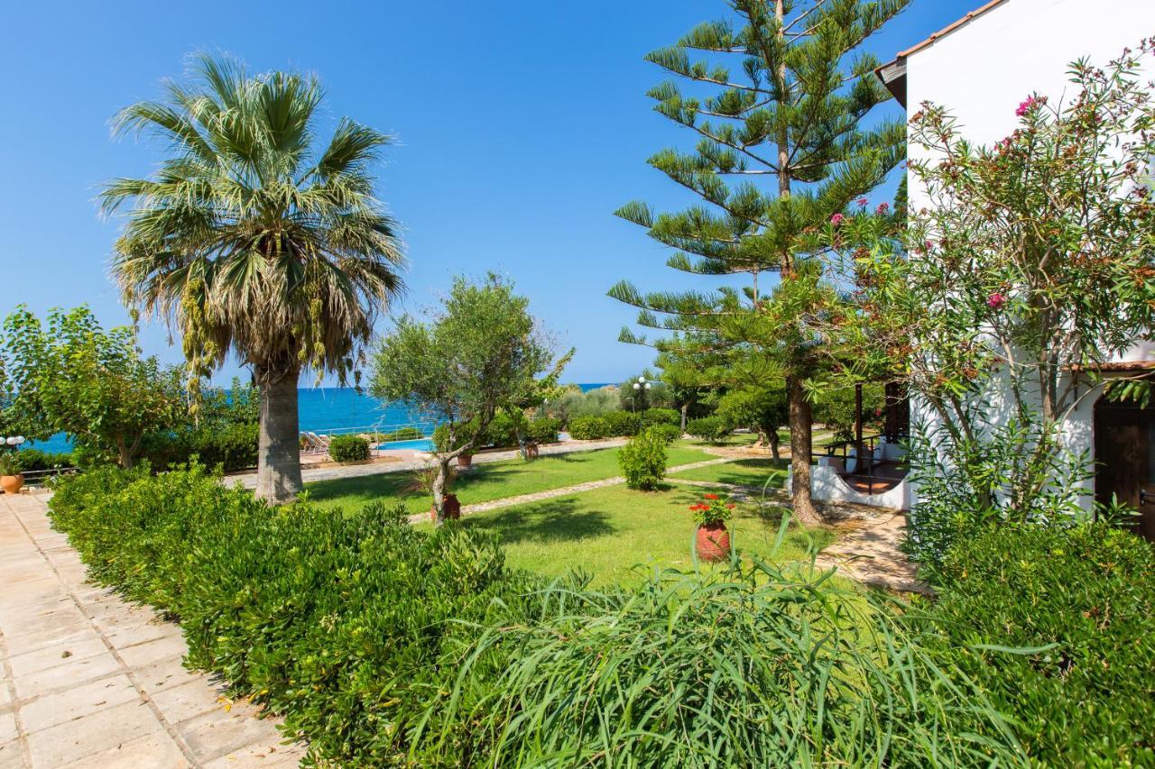 Beachfront Family Villa Katerina With Private Pool, Playground, Bbq & Amazing Sea Views! Petres  Luaran gambar