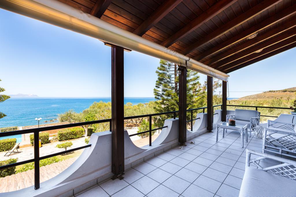 Beachfront Family Villa Katerina With Private Pool, Playground, Bbq & Amazing Sea Views! Petres  Luaran gambar